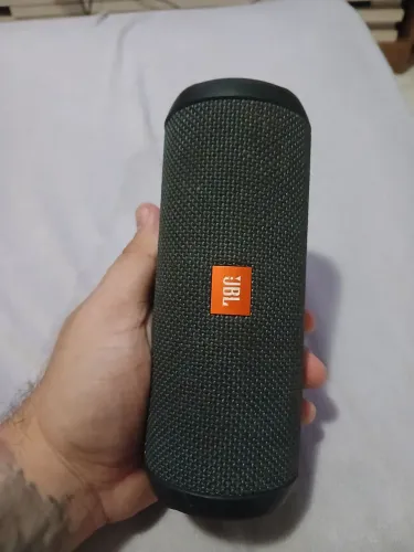 JBL ESSENTIAL