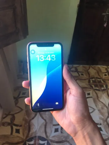 VENDO IPHONE XR