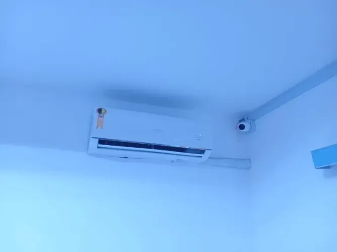 Ar-Condicionado Split Springer Midea Inverter 12.000 BTU - 2 Unidades (mesmo modelo)