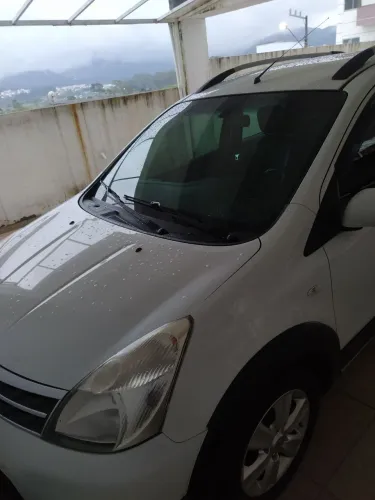 Nissan Livina X-gear Sl/X-gear 1.8 Flex F. Aut. 2014