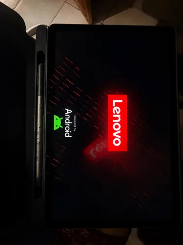 Tablet que vira notebook, da Lenovo pouco tempo de uso 