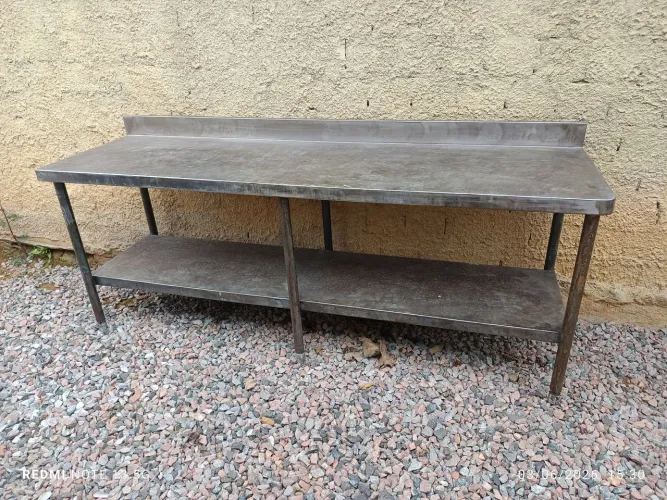 Mesa industrial de alumínio