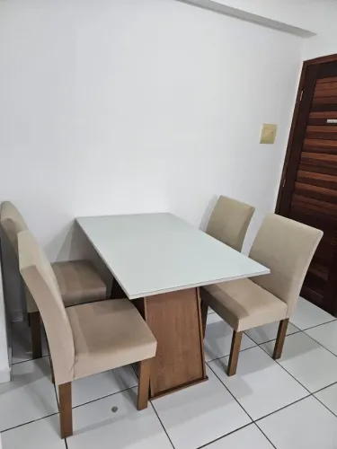 Mesa de Jantar Tampo de Vidro 4 Cadeiras