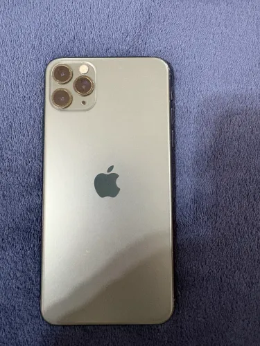 iPhone 11 PRO Para Peças - Não Liga - Tela Trincada