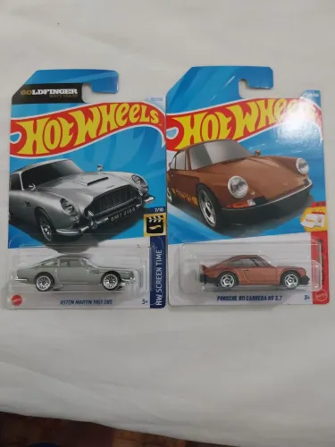 Hot wheels, Astom Martim 007 e Porsche 911 carrera.