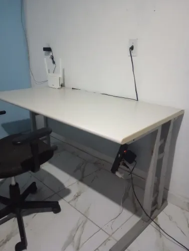 Vendo mesa de escritório pc