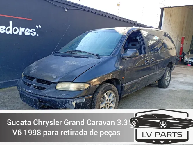 Sucata Chrysler Grand Caravan 3.3 V6 1998 para retirada de peças 
