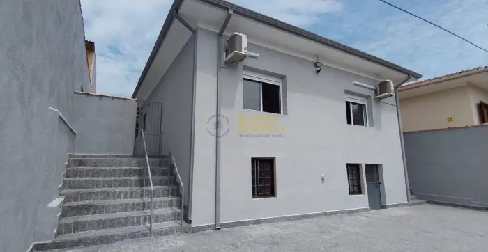 Casa com 3 quartos disponível para locação, Centro - Pindamonhangaba