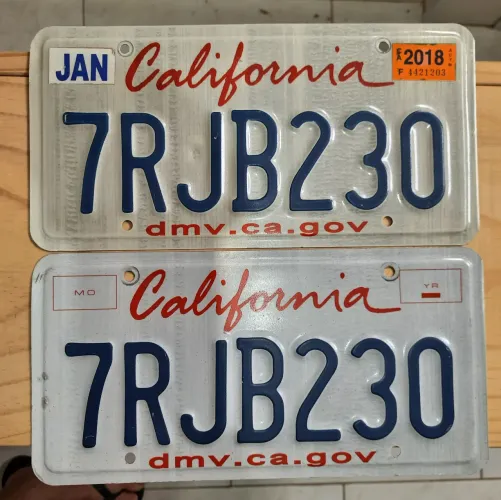 Placa americana - Par - California 