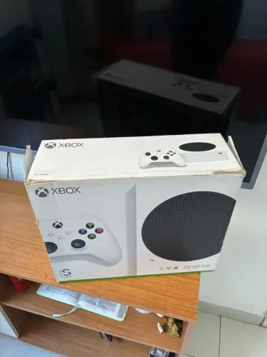 XBOX SÉRIES S 512 GIGAS SEMI NOVO
