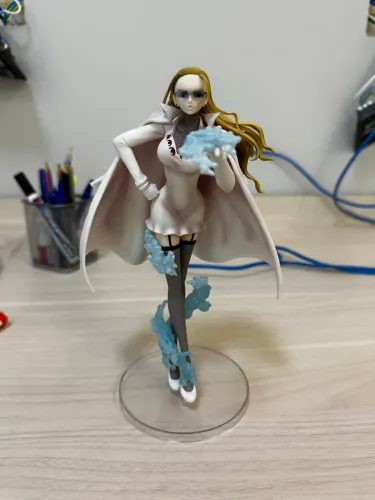 Bandai Ichiban kuji- one piece- kalifa CP-0 masterlise expiece Prize D