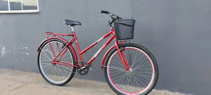 Vendo bicicleta feminina aro 26 adulto em ótimas condições de uso