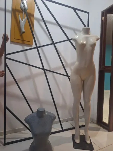 Biombo e manequim