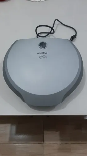 Grill Sanduicheira Britânia