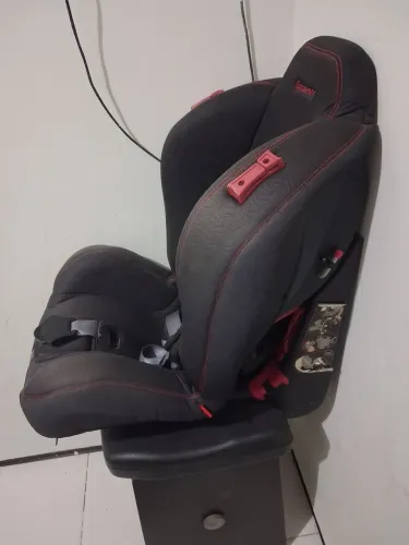 Cadeira automotiva para criança