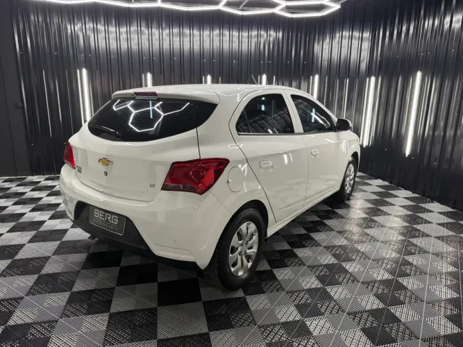 Chevrolet Onix Hatch LT 1.0 8V Flex Mec. 4P 2018