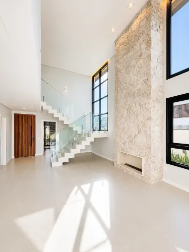 Casa 4 Quartos com 4 Suítes e 282m² - Pedra Branca