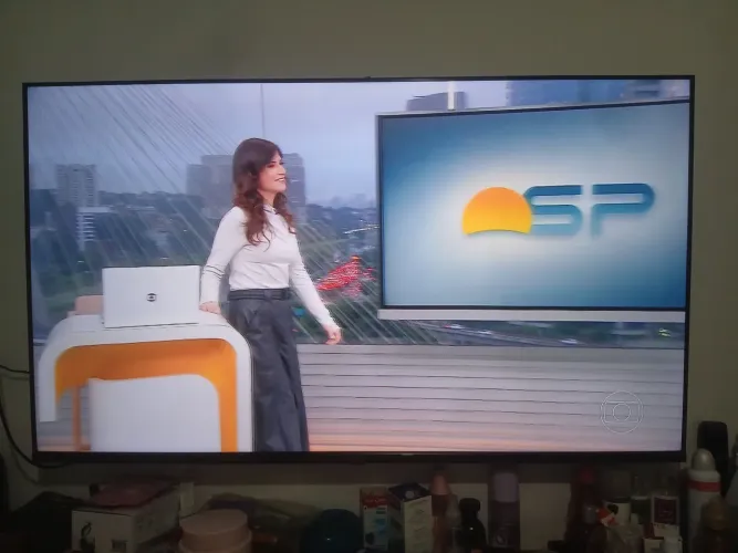 Vendo Smart TV Philips 50 polegadas 4K com Google TV, em excelente estado de conservação.