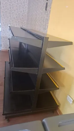 Gôndola expositora.