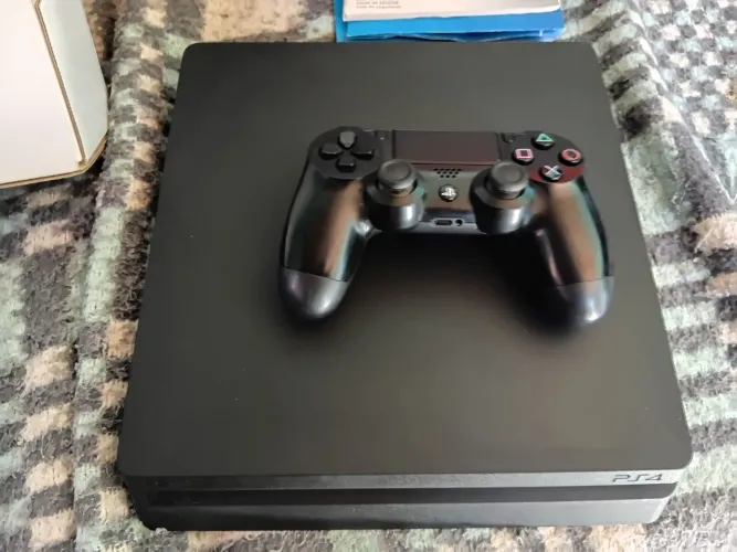 Playstation 4 slim 500gb