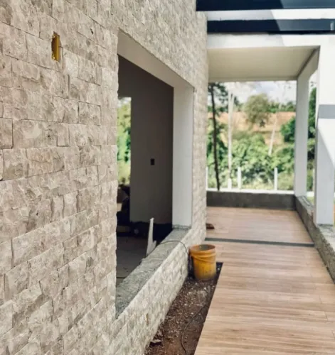 Revestimento rock face