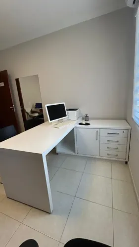 Mesa de Escritório com Balcão