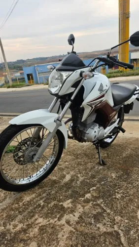 Vende-se moto