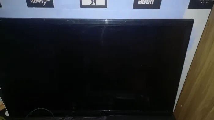 TV PHILCO 32 POL - VENDER LOGO