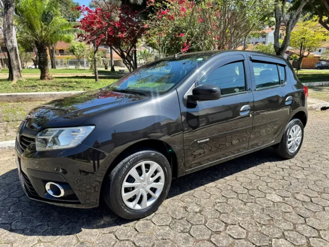 Renault Sandero Life Flex 1.0 12V 5P Mec. 2021