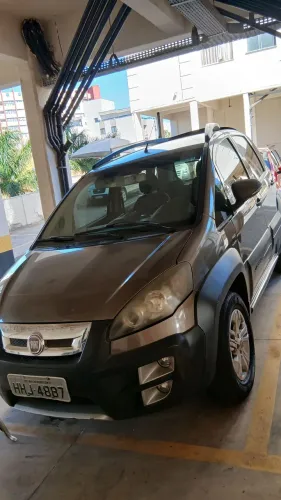 Fiat Idea Adv./ Adv.lock.dualogic 1.8 Flex 5P 2011