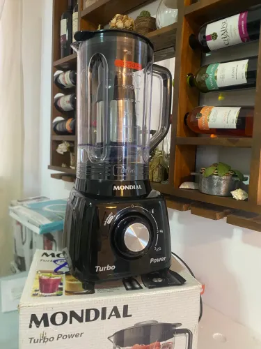 Liquidificador Mondial 220v 2,2L 550W novo lacrado