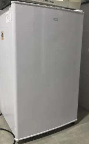 Frigobar HQ 110 V Branco, 76 litros, 6 meses de uso 