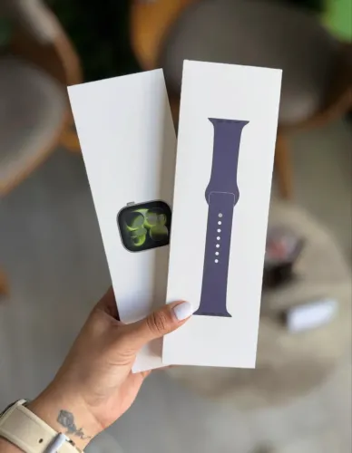 APPLE WATCH SE 3 44mm NOVO LACRADO, LOJA NO RIOMAR, ACEITAMOS O SEU USADO.