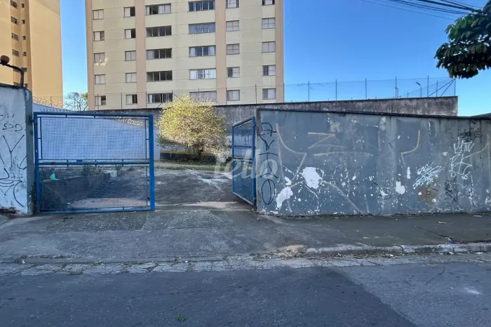 Terreno null quartos à venda no(a) Vila Mazzei