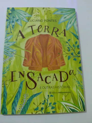 Livro "A terra ensacada ", Luciano Pontes