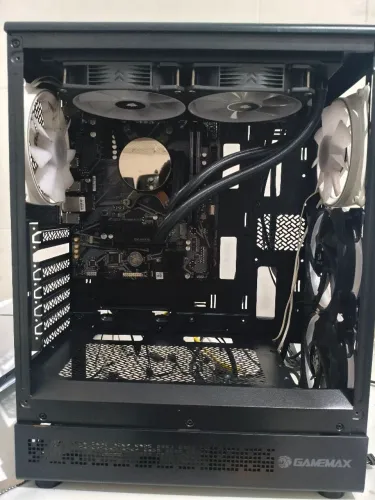 Kit placa mãe e processador. Placa mãe A 520m k v2. Processador ryzen 5 3600, 6 núcleos...