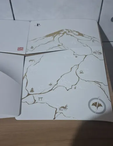 Faceplate ghost of yotei ps5 sem caixa