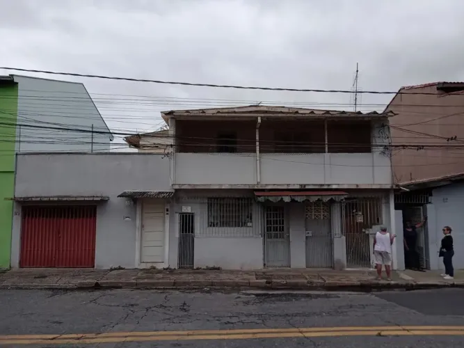 Sobrado com 1 dormitório à venda, 327 m² por R$ 998.000,00 - Jardim Paulista - São José do