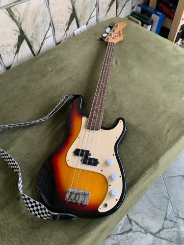 Contrabaixo - Dolphin Precision 97