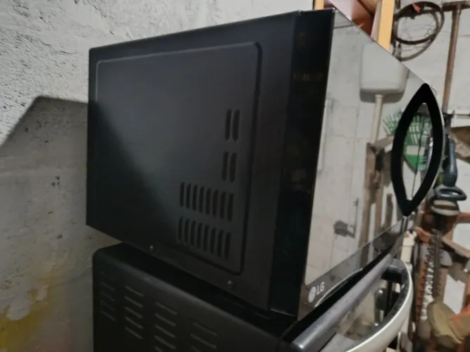 Micro ondas LG 31 litros