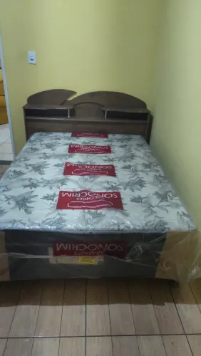CAMA CASAL C CABECEIRA + COLCHÃO CASAL SEMINOVOS. FRETE GRÁTIS E PARCELA EM ATÉ 10 X.
