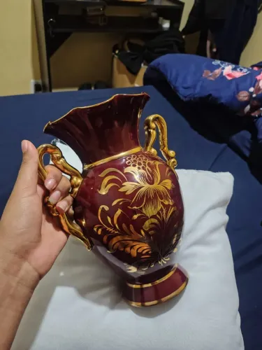Porcelana chinesa vazo com pintura de ouro