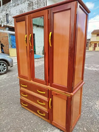 Guarda roupa de solteiro - madeira maçaranduba