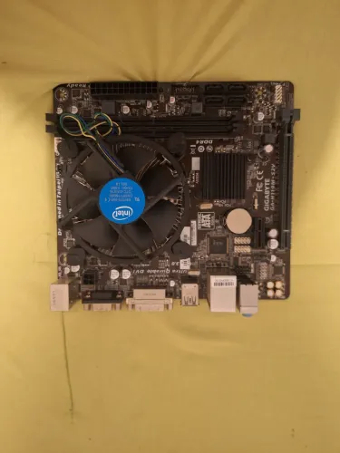 Kit upgrade placa mãe H110M, processador i3 7100 e cooler