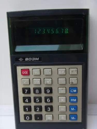 Calculadora Antiga 803M