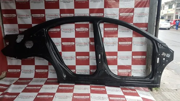 Folha lateral lado direito Cruze sedam 2012 a 2015 Nova