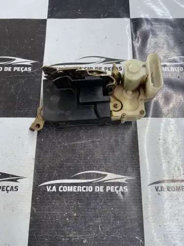 Fechadura elétrica de palio traseira direita