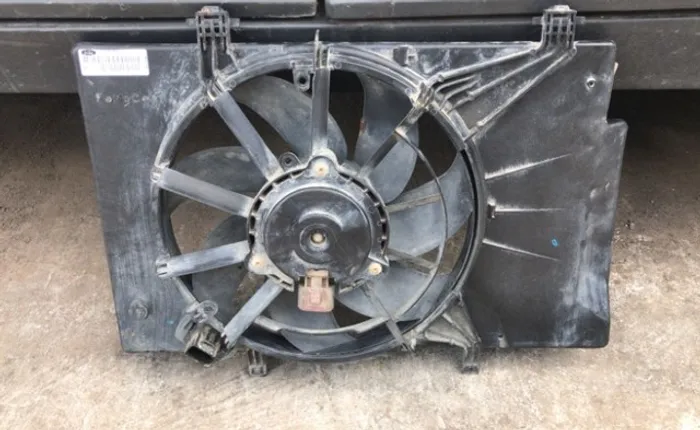 Ventoinha e Defletor Ford Ecosport 1.6 2013/2015 cn168t000