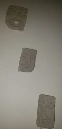 Escultura pedra podes peça maior 60 cent X 23