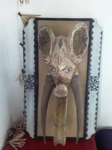 Painel decorativo " Ganesha " em alto relevo